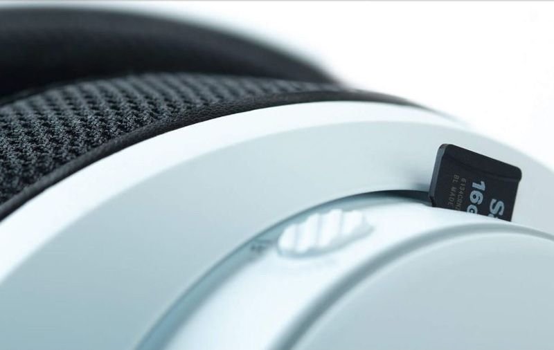 Creative Technology lanza los auriculares Creative SXFI AIR