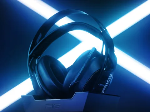 NACON anuncia el lanzamiento de los RIG 900 MAX HS, sus auriculares premium con licencia oficial para PS5